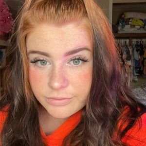 Meet your Posher, Hailey